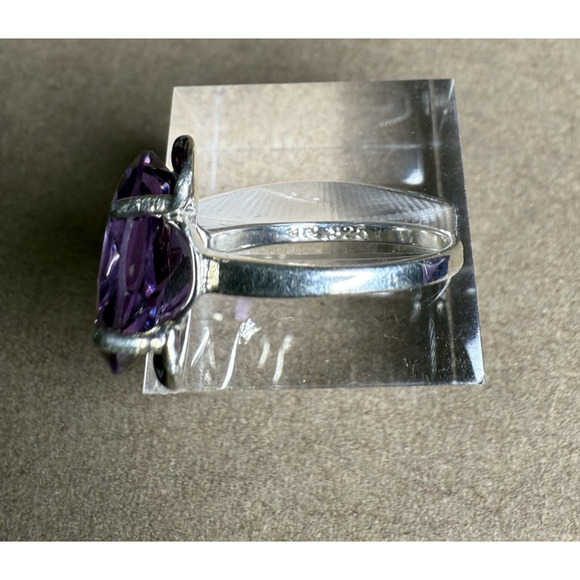 Vintage Sterling Silver Amethyst Ring UTC 925 Oval Petal Setting Size 7.75 - Picture 6 of 12